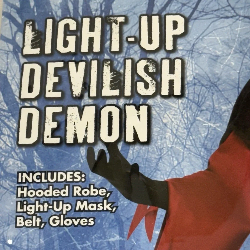 Spirit Halloween Light Up Devilish Halloween Child Costume SZ 12-14‎ NWT - Picture 4 of 5